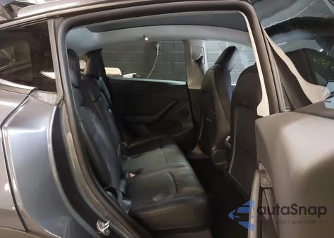 2021 Tesla Model Y Long Range Dual Motor All-Wheel Drive from USA, damaged, VIN 5YJYGDEE5MF293525